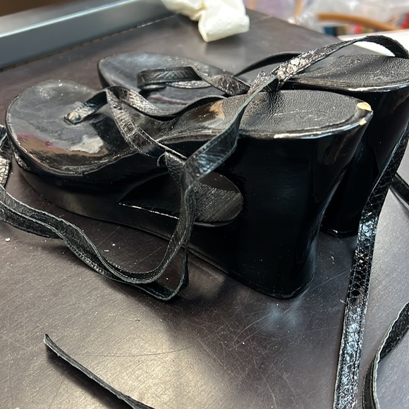 Fortuna Valentino Wooden Sandals Sz 40 - Picture 8 of 15